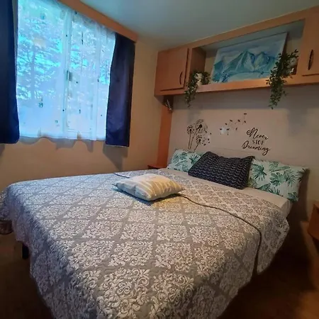 شقة Our Little House In Ražanac